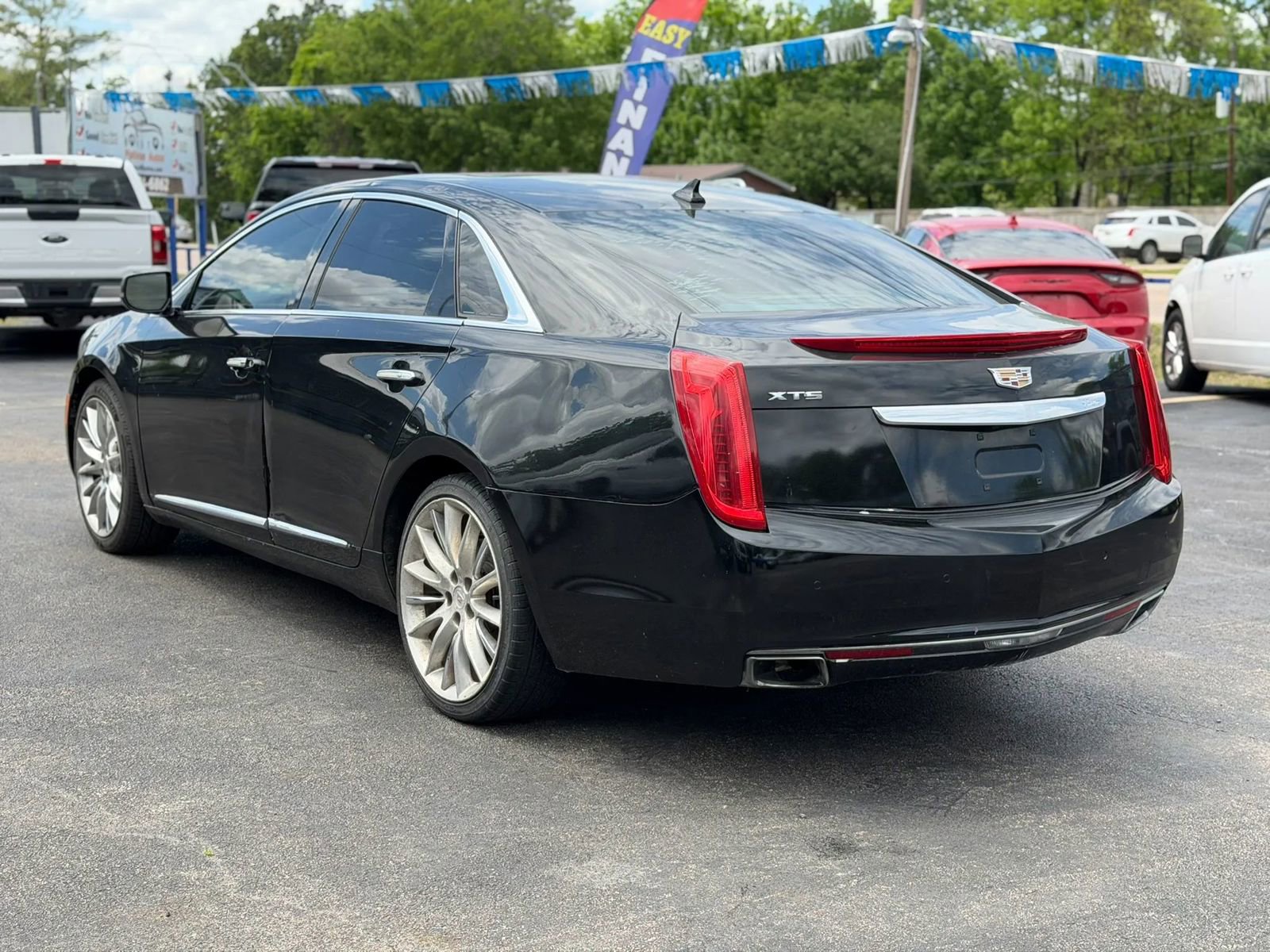 Used 2013 Cadillac XTS Platinum w/ Driver Assist Package FWD image 7