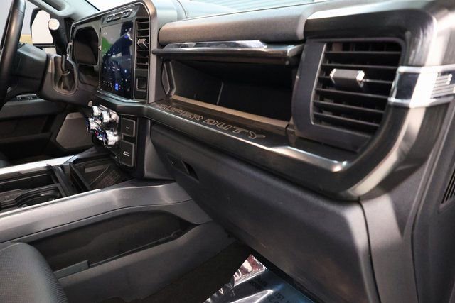 Used 2024 Ford F250 Lariat w/ FX4 Off-Road Package image 74