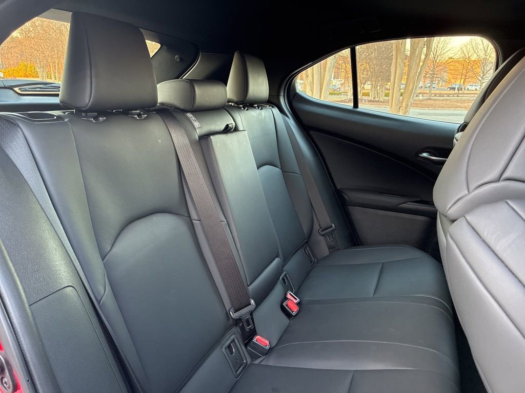 Certified 2023 Lexus UX 250h F Sport image 21