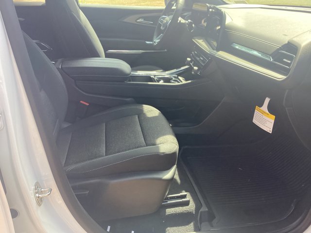 New 2026 Chevrolet Traverse LT w/ Driver Confidence Package FWD image 23