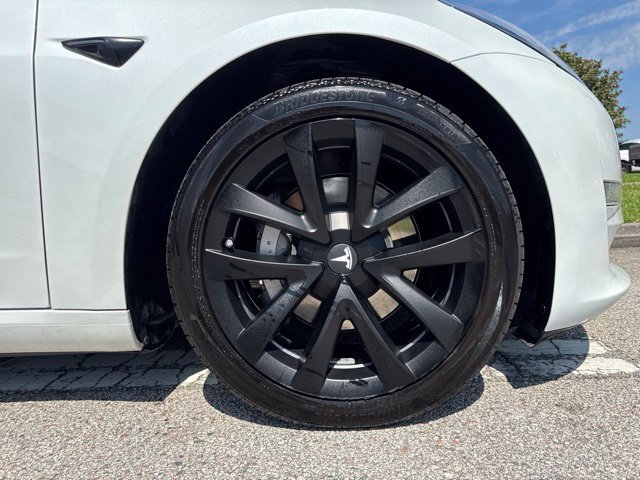 Used 2023 Tesla Model 3 Standard Range RWD image 9