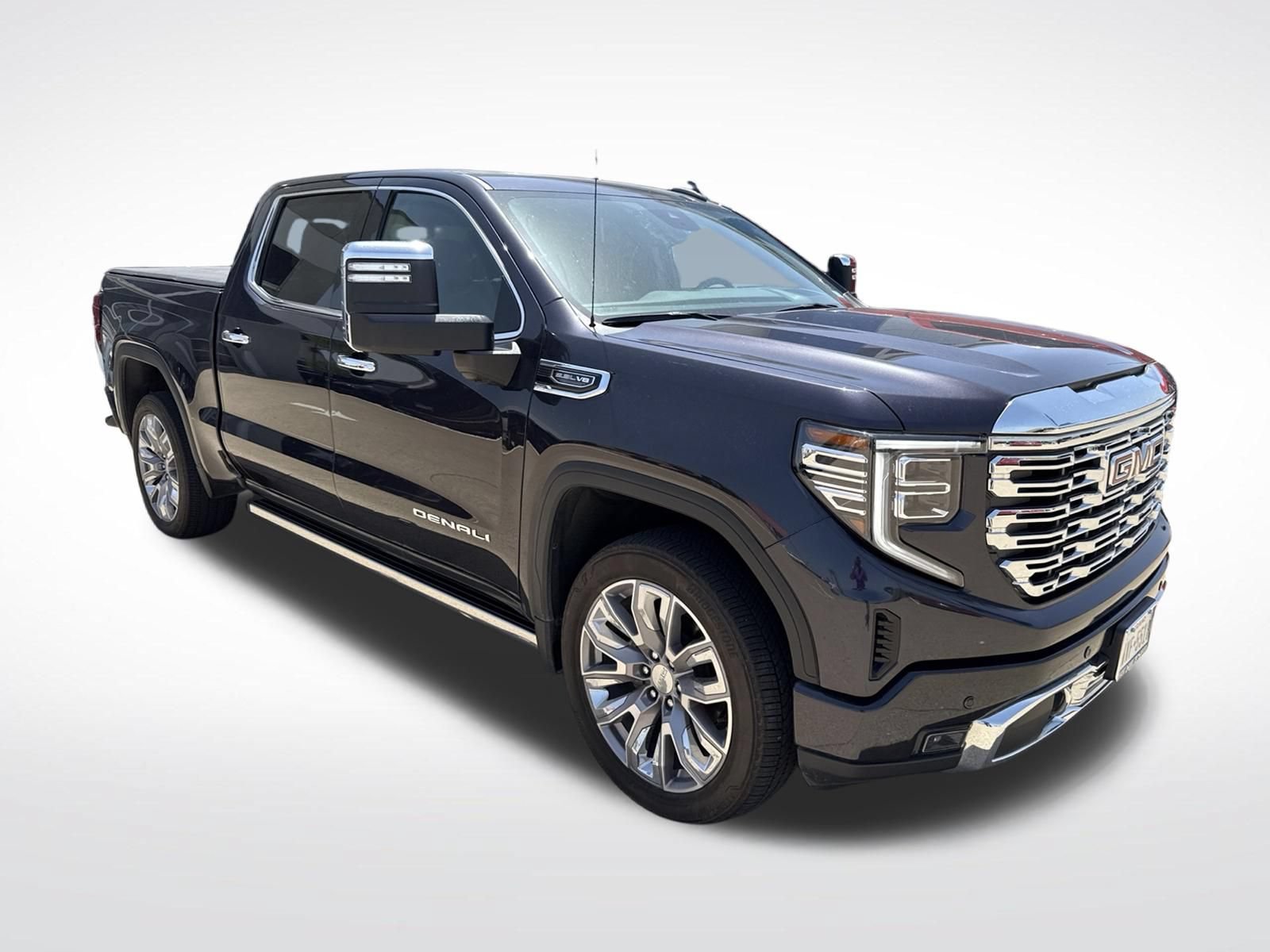 Used 2024 GMC Sierra 1500 Denali w/ Denali Reserve Package AWD/4WD image 3
