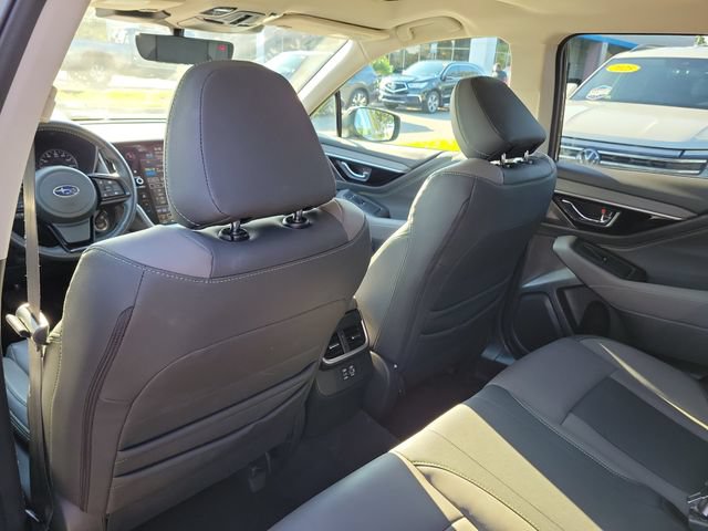 Used 2025 Subaru Outback Onyx Edition AWD/4WD image 15