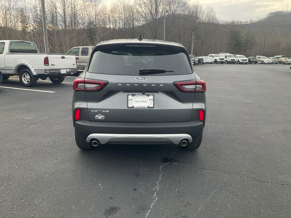 New 2026 Ford Escape Active w/ Tech Pack #1 FWD image 6