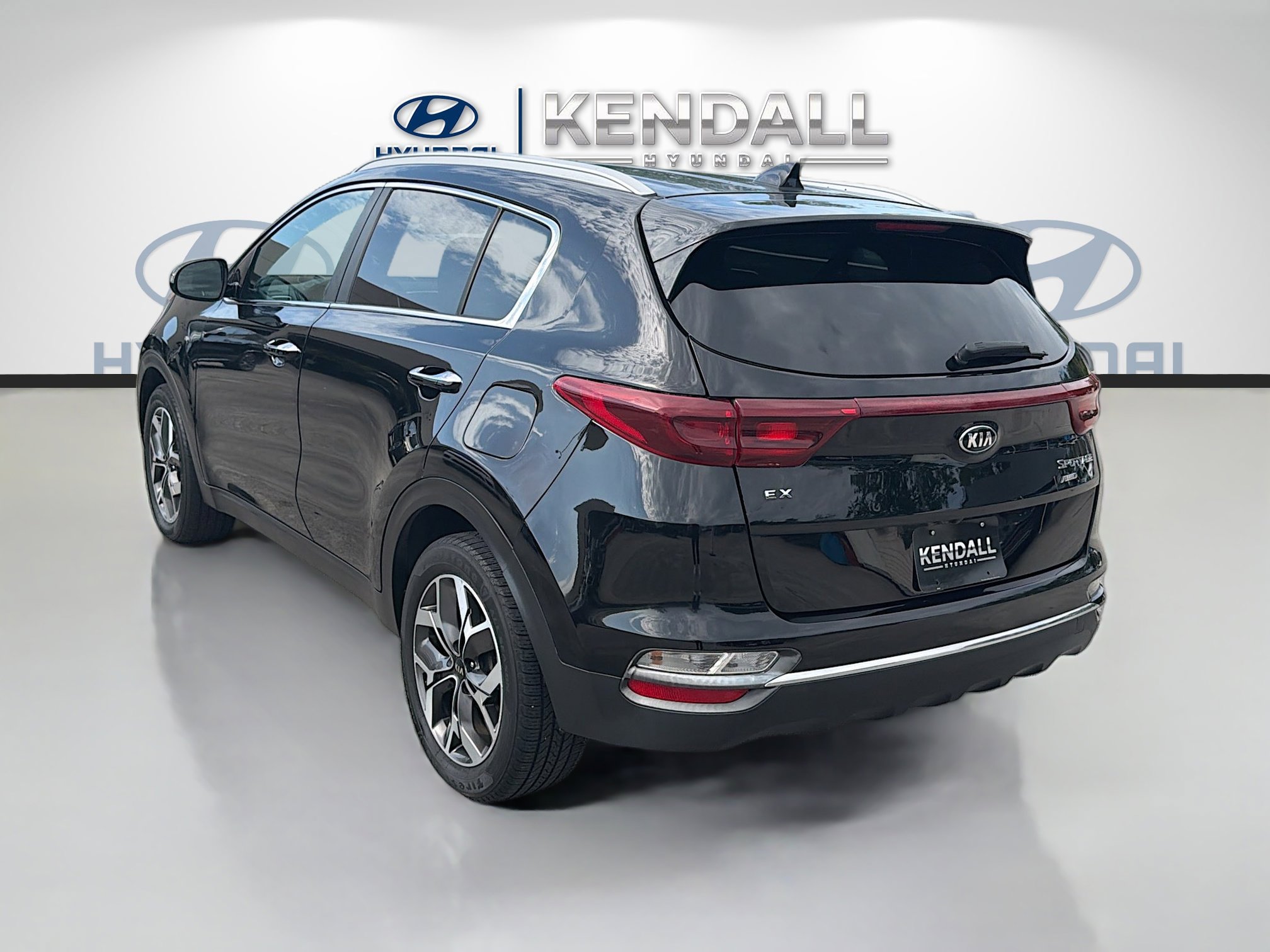 Used 2020 Kia Sportage EX AWD/4WD image 4