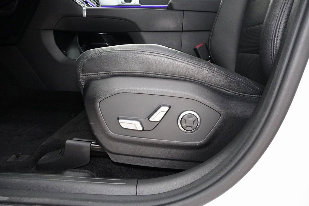 Used 2025 Hyundai Santa Fe Limited image 24