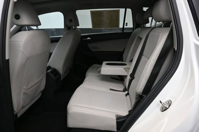 Used 2021 Volkswagen Tiguan SEL AWD/4WD image 14