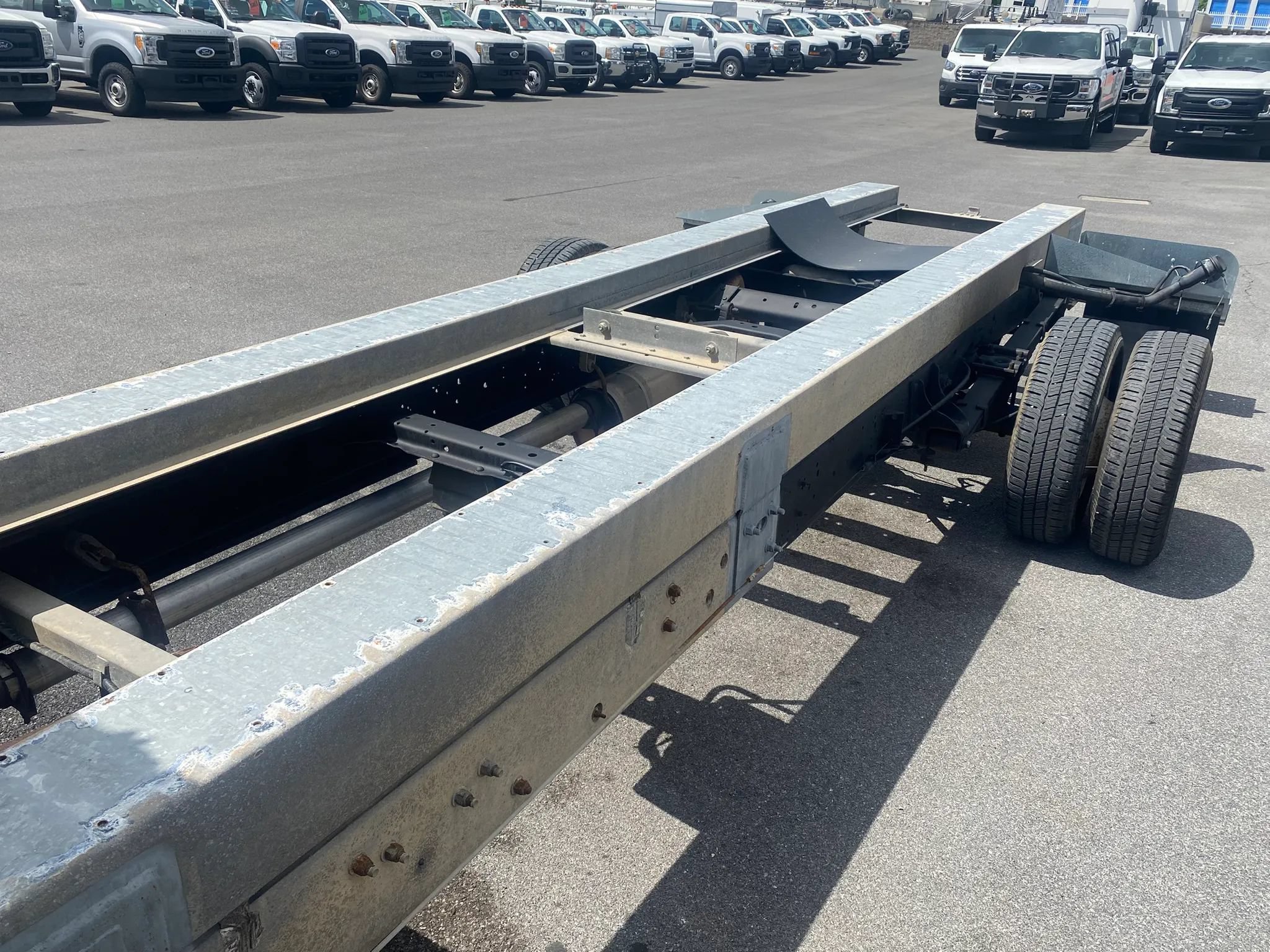 Used 2011 Ford E-450 and Econoline 450 Super Duty RWD image 17