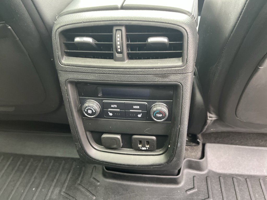 Used 2020 Buick Envision Premium w/ LPO, Interior Luxury Package image 32