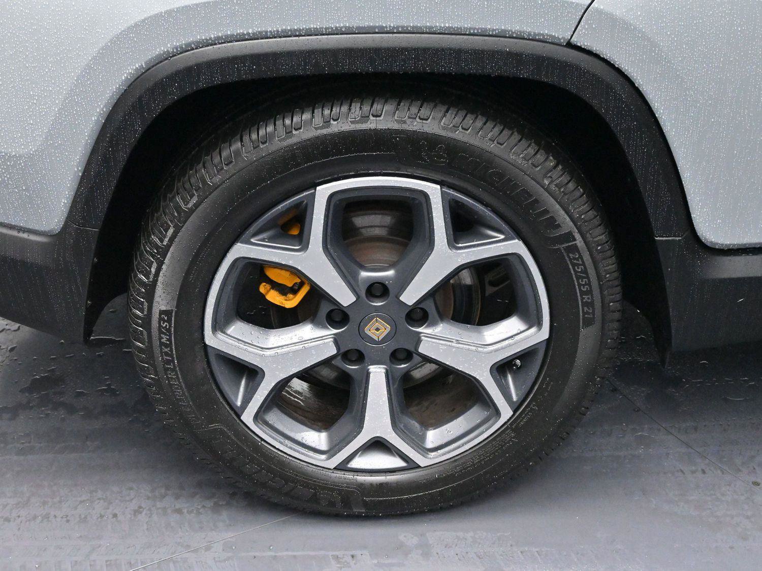 Used 2022 Rivian R1T Adventure image 29