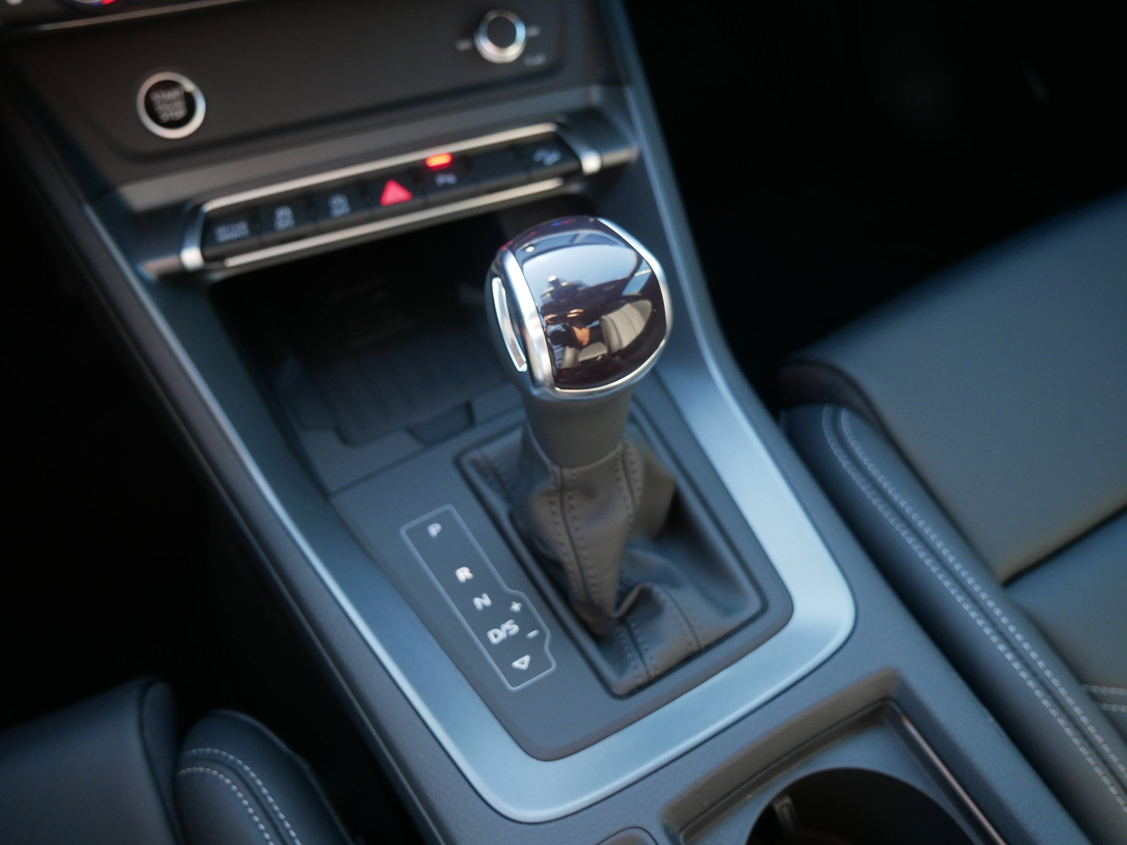New 2025 Audi Q3 2.0T Premium image 17