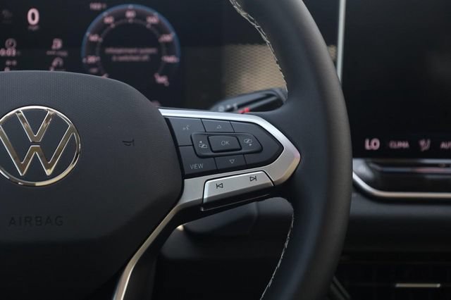 New 2026 Volkswagen Tiguan SE AWD/4WD image 9