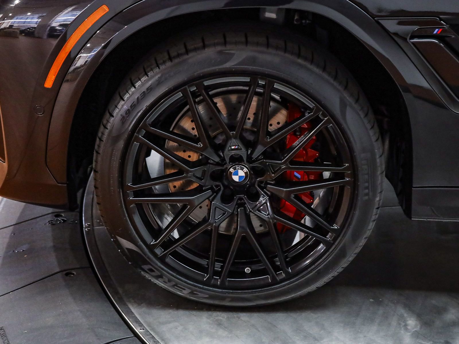 Certified 2025 BMW X6 M Competition w/ Executive Package AWD/4WD image 7