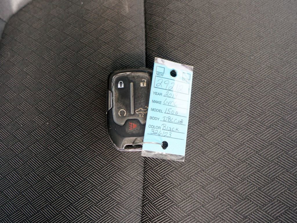 Used 2019 GMC Sierra 1500 Elevation w/ Elevation Value Package image 32