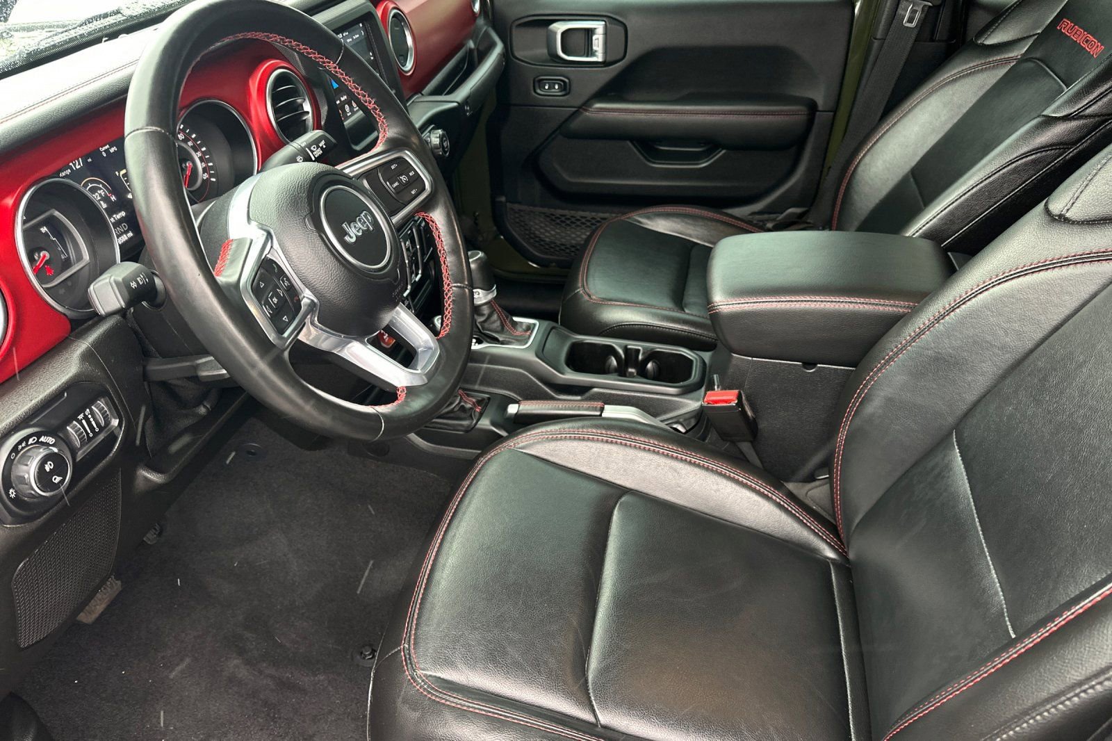 Used 2021 Jeep Gladiator Rubicon w/ Cold Weather Group image 10