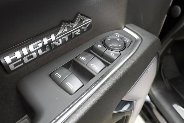 Used 2024 Chevrolet Silverado 1500 High Country w/ Technology Package image 8