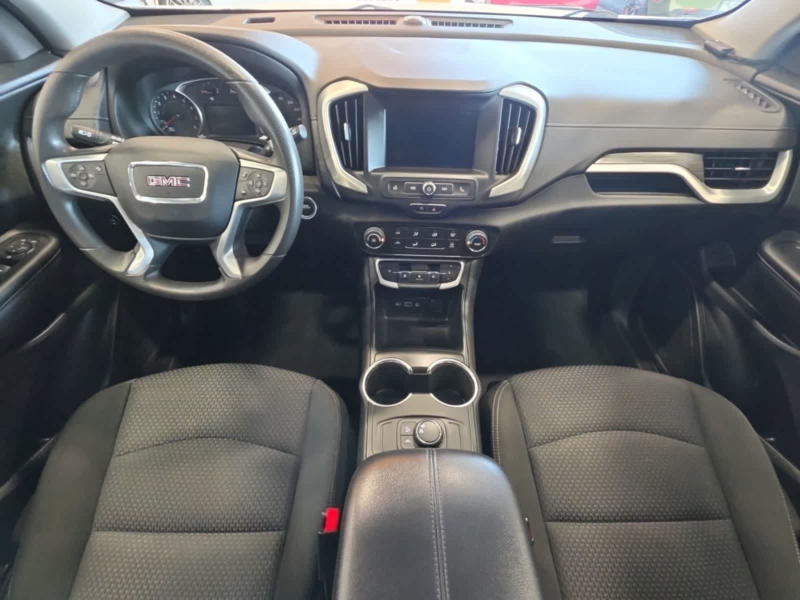 Used 2022 GMC Terrain SLE FWD image 30