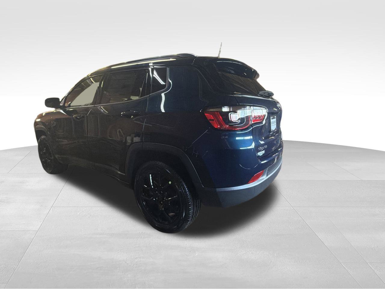 New 2026 Jeep Compass Latitude AWD/4WD image 3
