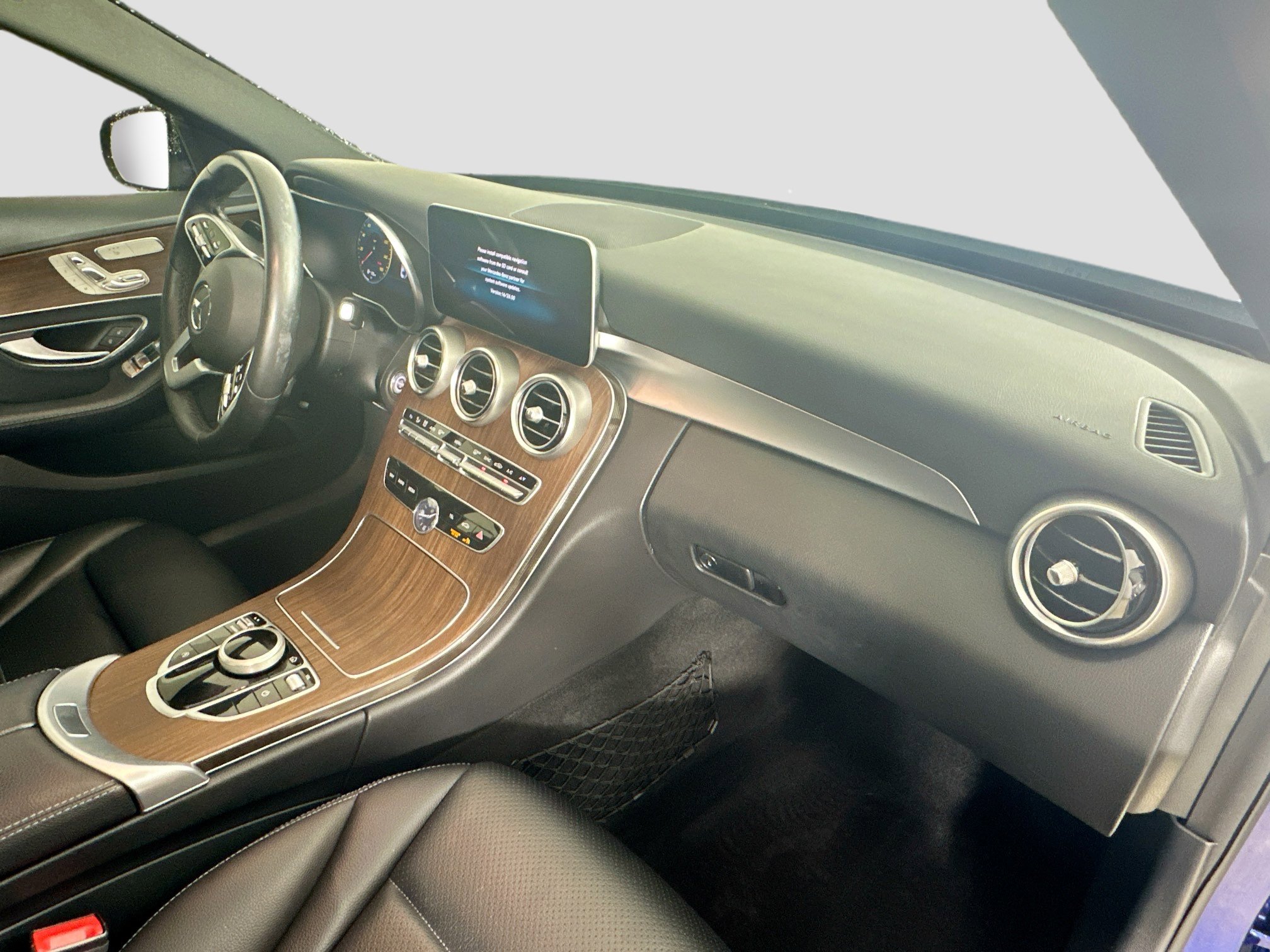 Certified 2019 Mercedes-Benz C 300 4MATIC Sedan image 36