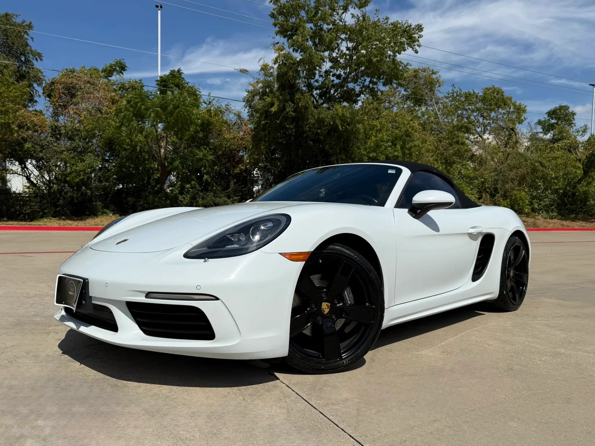 Used 2018 Porsche 718 Boxster RWD image 18