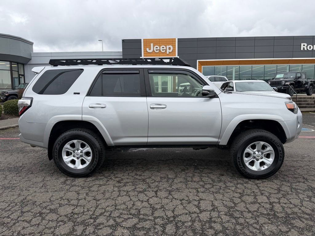Used 2021 Toyota 4Runner SR5 Premium w/ Moonroof Package image 9