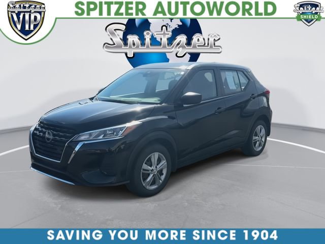 Used 2023 Nissan Kicks S image 4