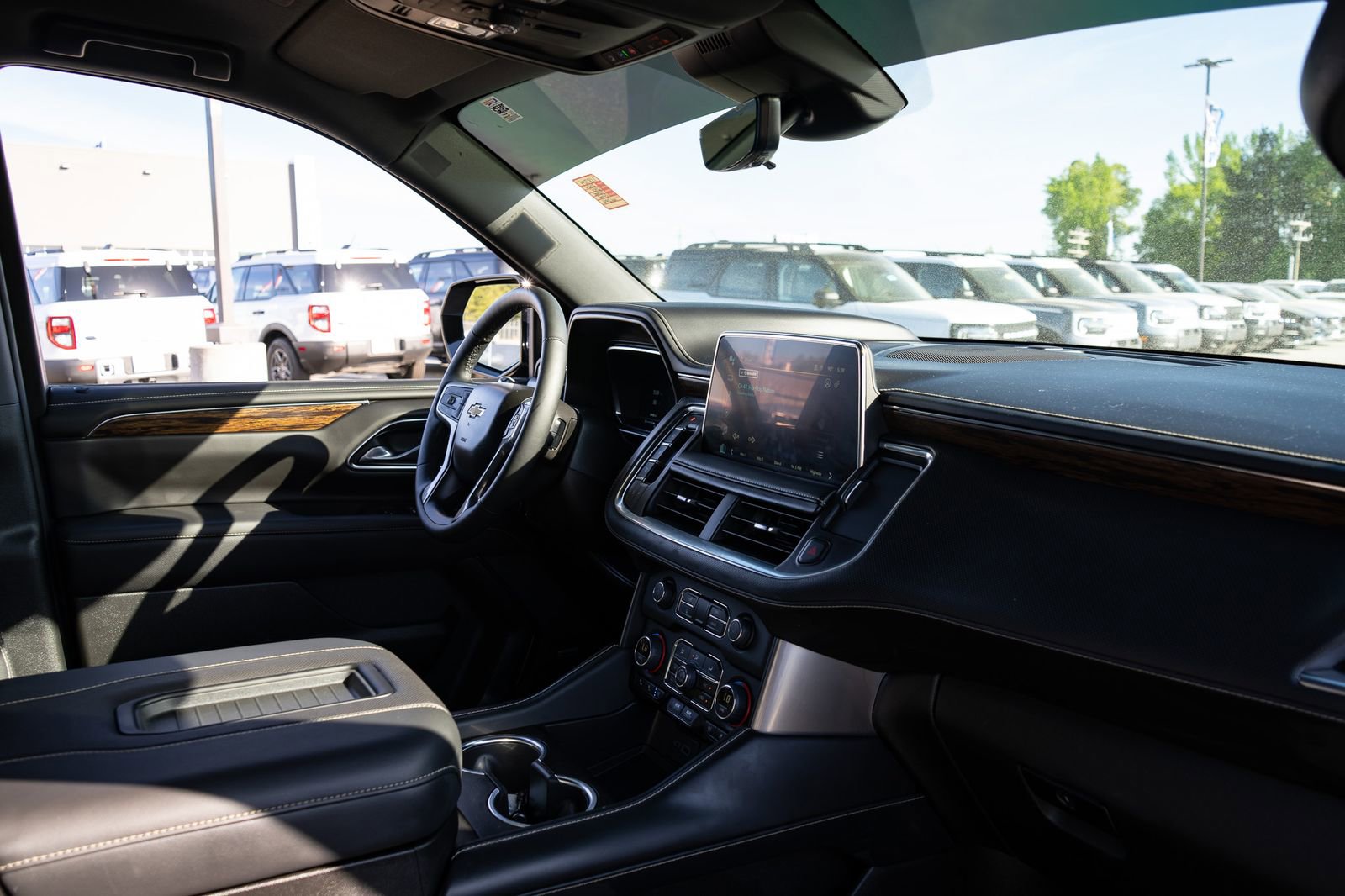 Used 2024 Chevrolet Tahoe Premier RWD image 22