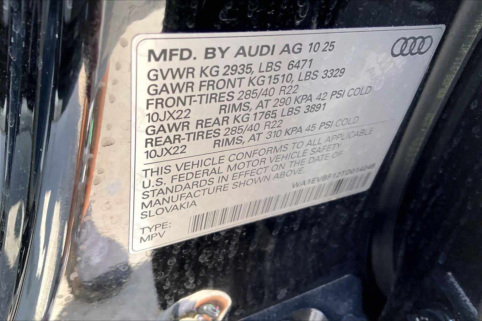 Used 2026 Audi Q8 Premium Plus AWD/4WD image 34