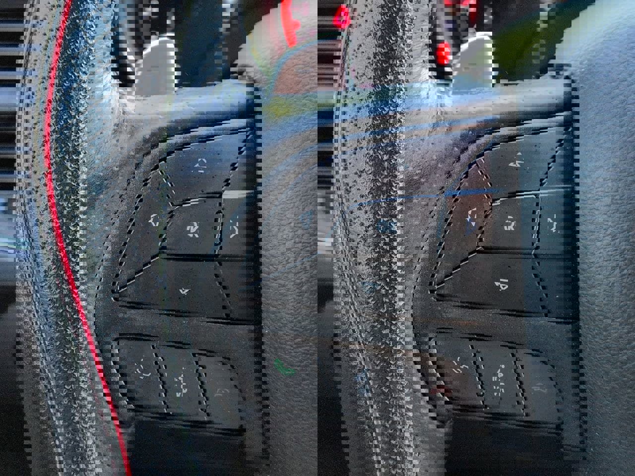 Used 2018 Dodge Durango R/T image 12