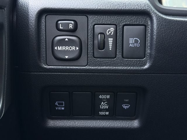 Used 2023 Toyota 4Runner Limited RWD image 23