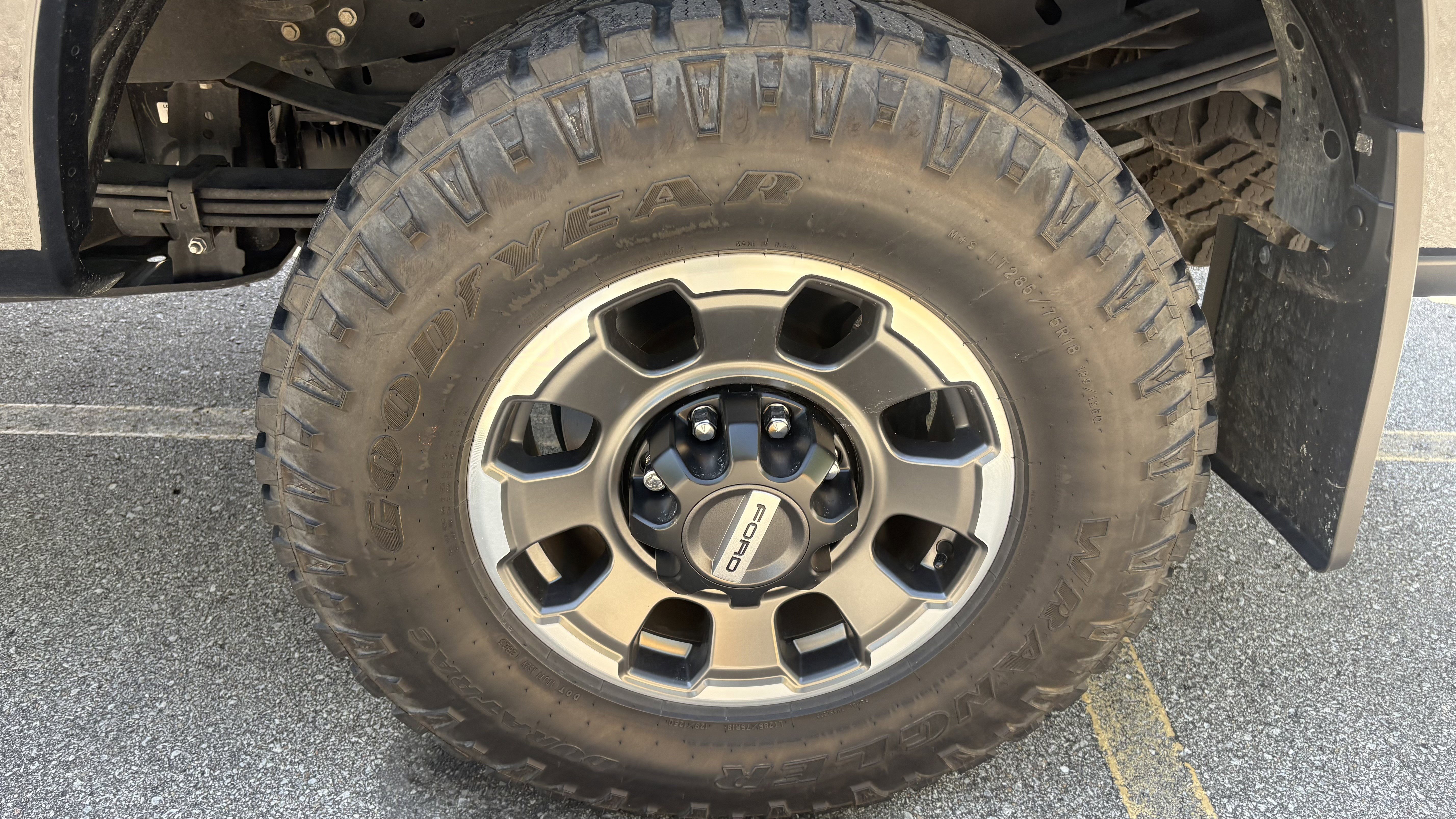 Used 2023 Ford F250 Lariat w/ Lariat Ultimate Package AWD/4WD image 13