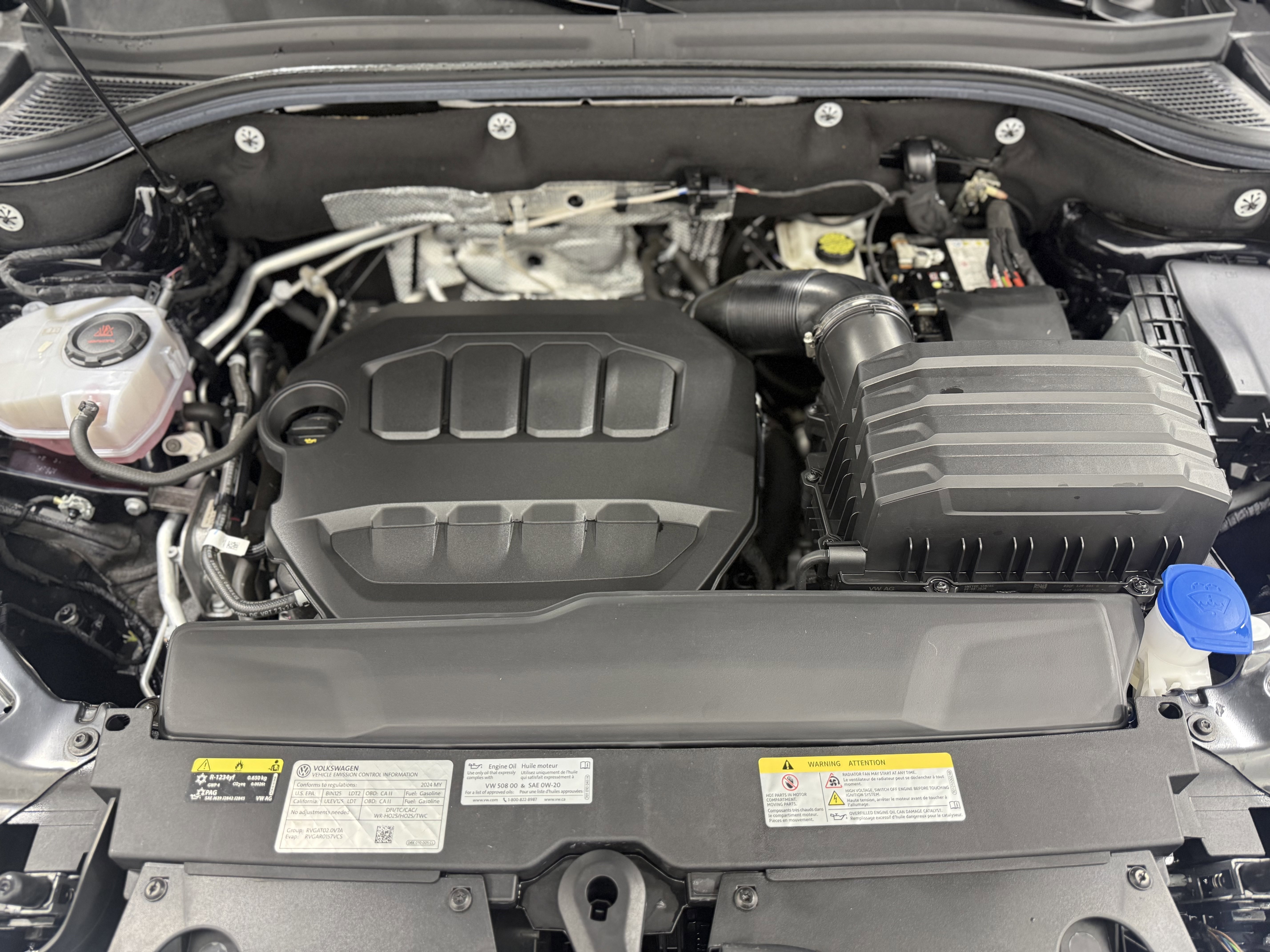 Used 2024 Volkswagen Atlas SEL Premium R-Line image 30