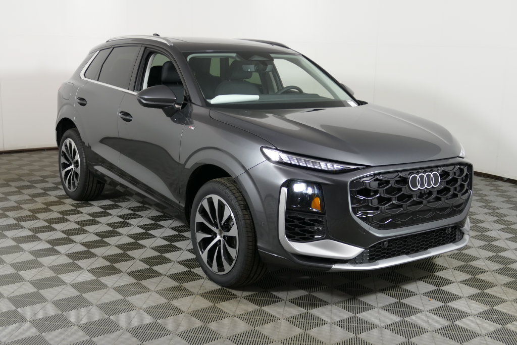 New 2026 Audi Q3 quattro 2.0T