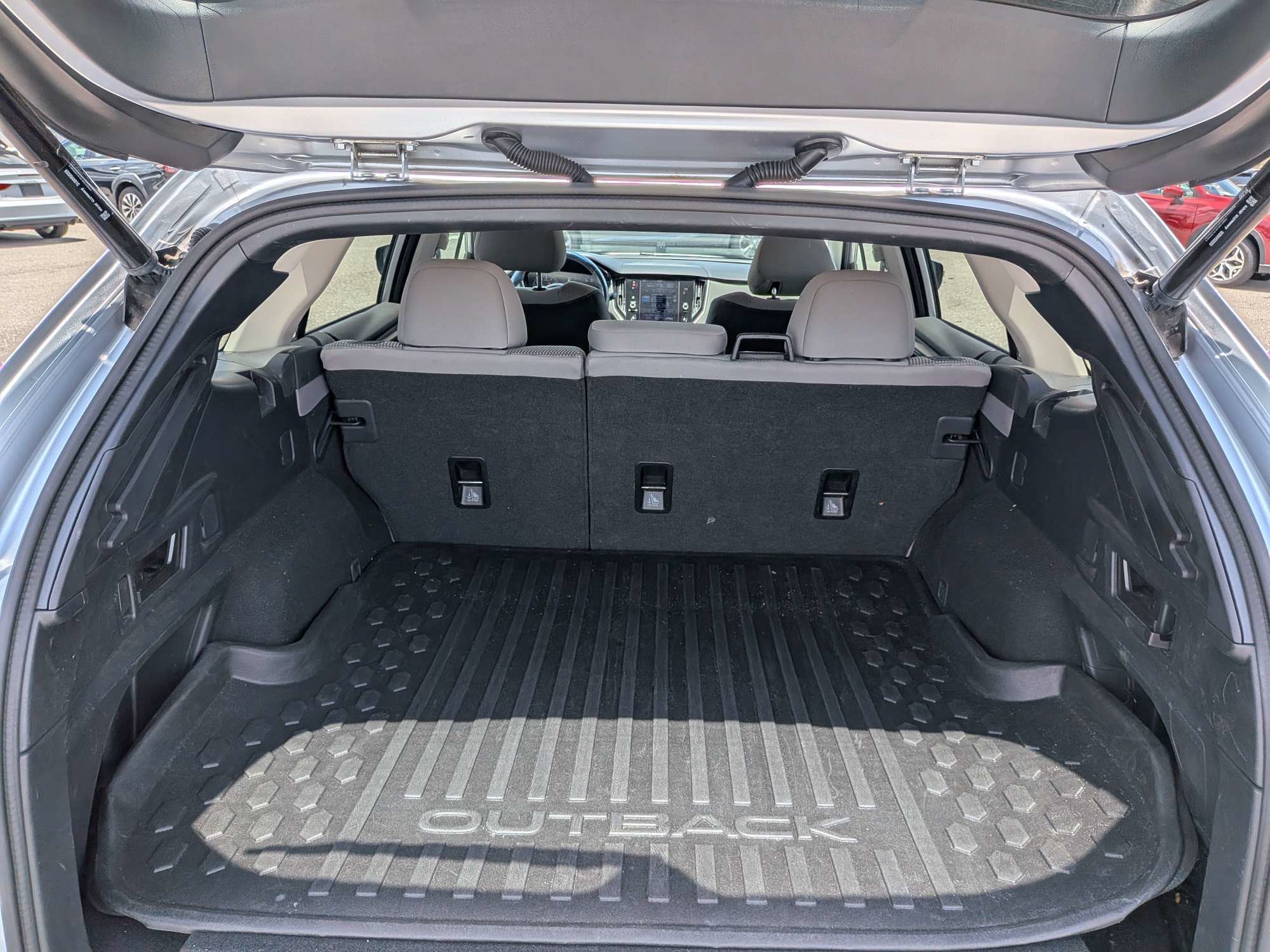 Used 2022 Subaru Outback Premium AWD/4WD image 13