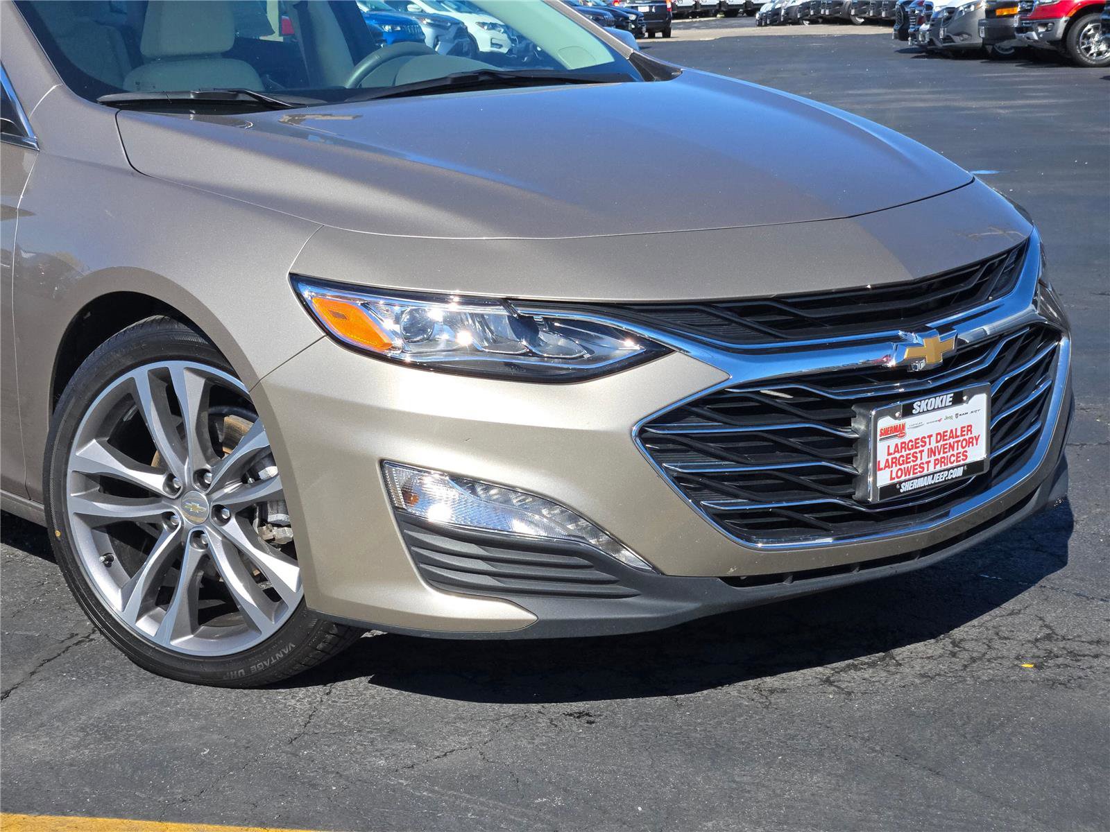 Used 2024 Chevrolet Malibu LT image 2