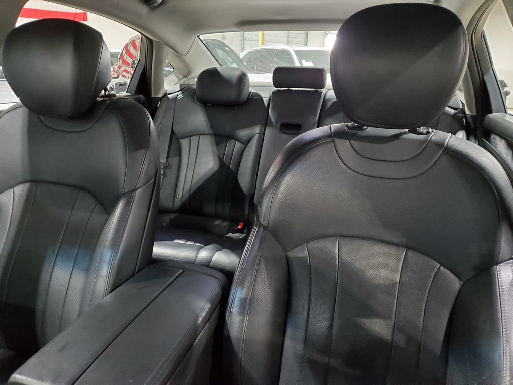 Used 2018 Genesis G80 3.8 image 35