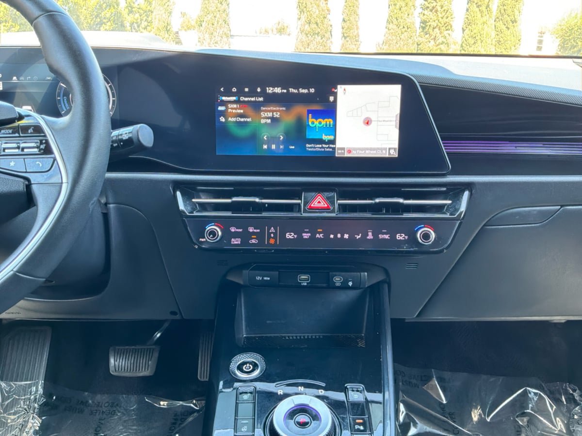 Used 2023 Kia Niro Wind w/ Wind Preserve Package FWD image 15