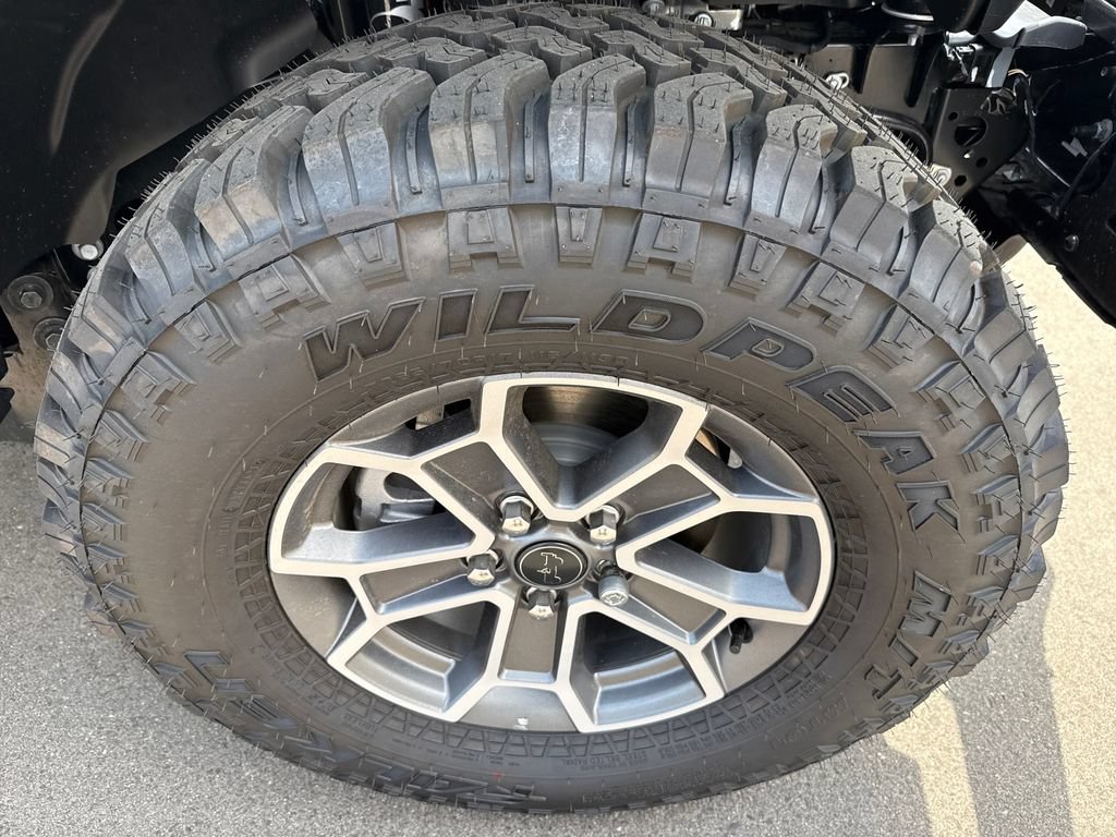 New 2026 Jeep Gladiator Mojave AWD/4WD image 32