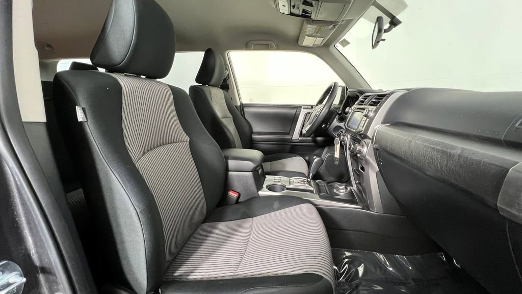 Used 2014 Toyota 4Runner SR5 image 16
