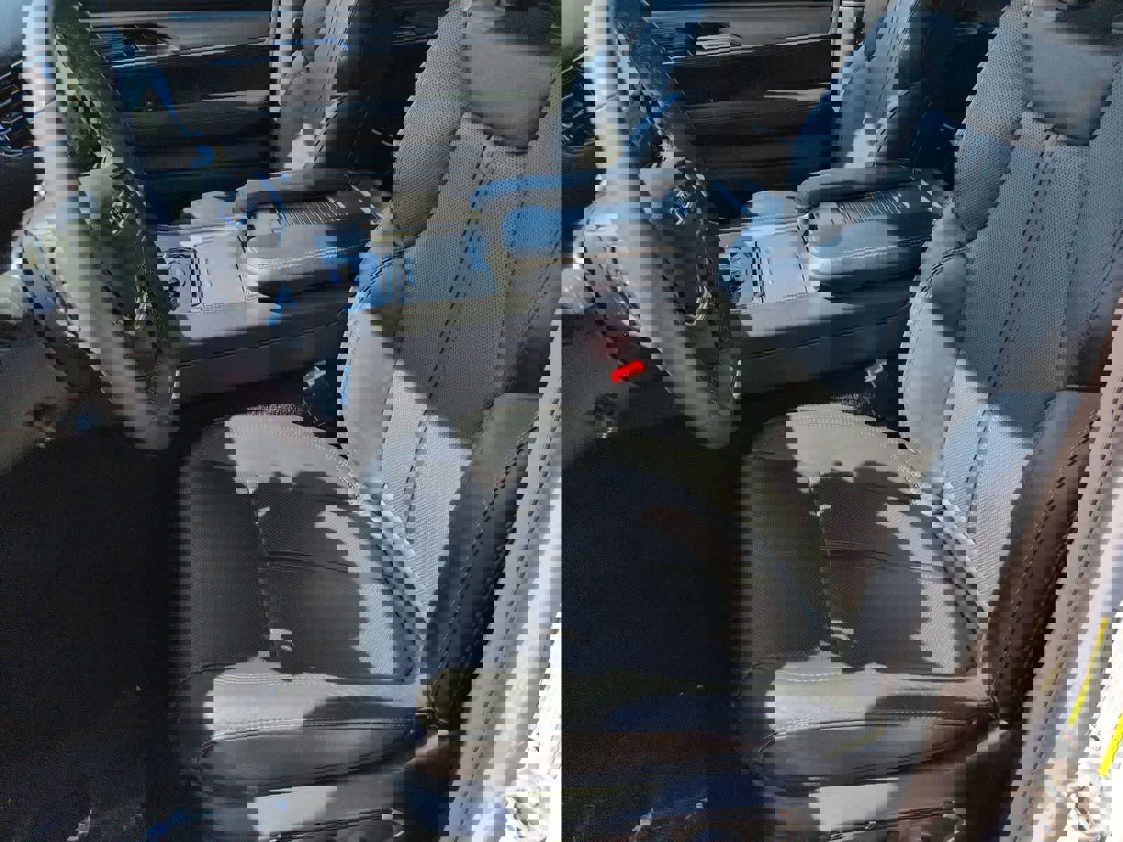 Certified 2024 Jeep Wagoneer L Series II w/ Convenience Group I image 16