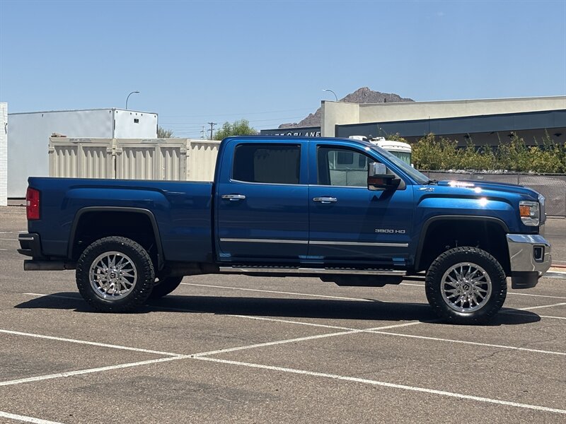 Used 2018 GMC Sierra 3500 SLT AWD/4WD image 3