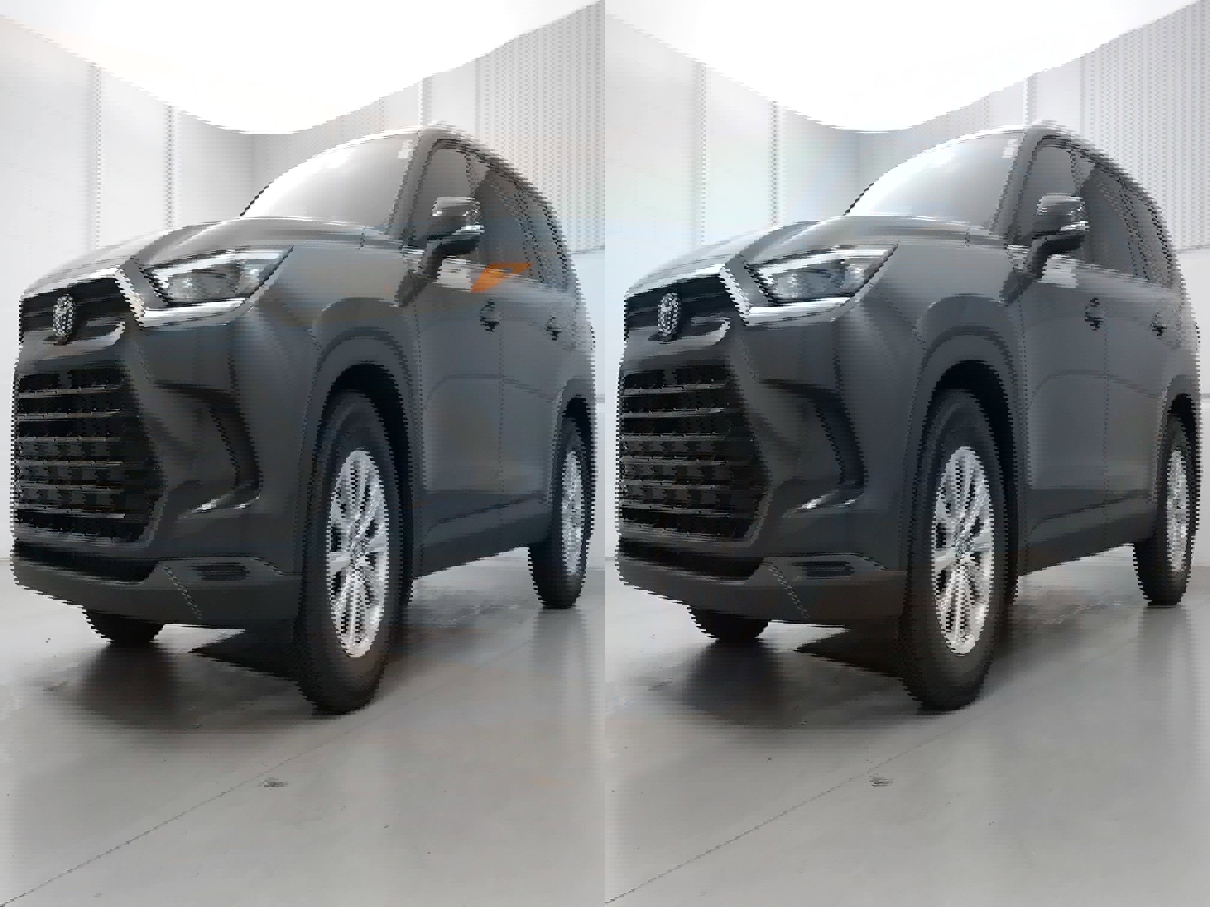 Used 2024 Toyota Grand Highlander AWD image 1