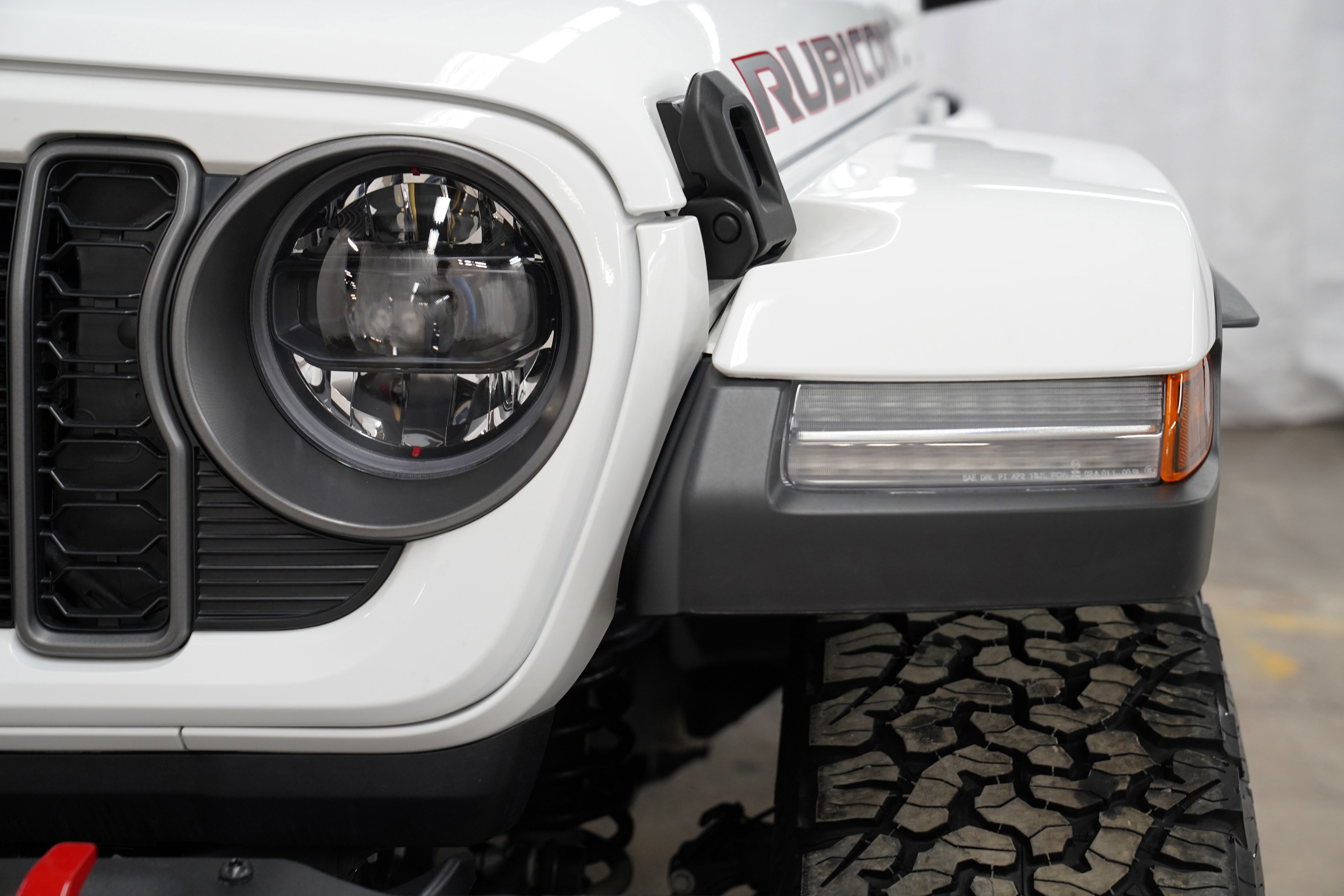 Used 2025 Jeep Wrangler Rubicon image 14