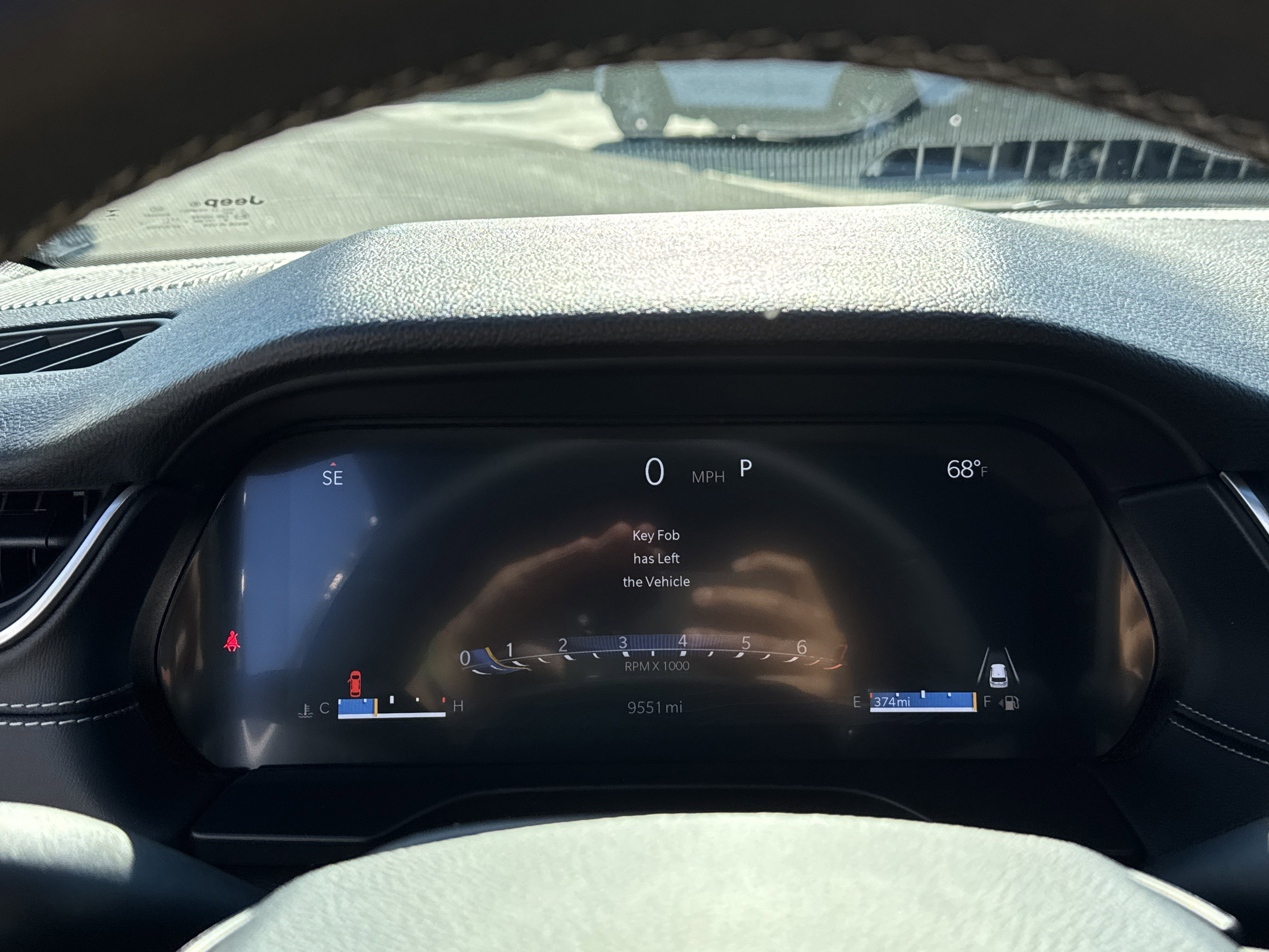 Used 2025 Jeep Grand Cherokee Laredo w/ Luxury Tech Group I image 31