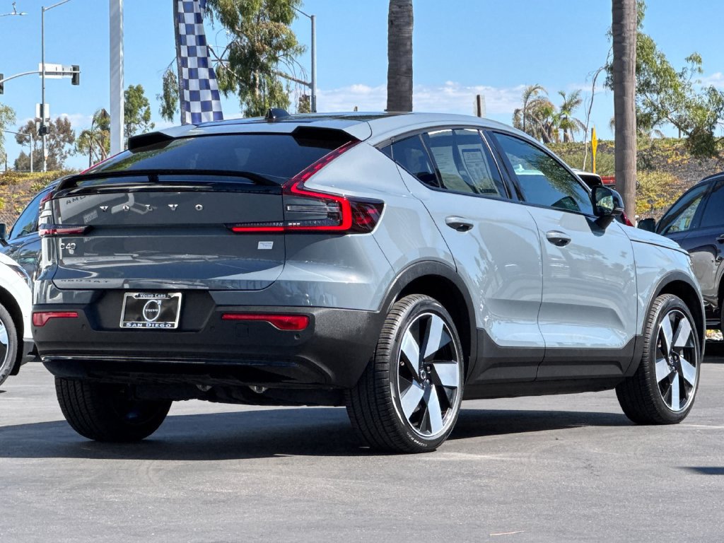 Certified 2023 Volvo C40 P8 Recharge Ultimate AWD/4WD image 5