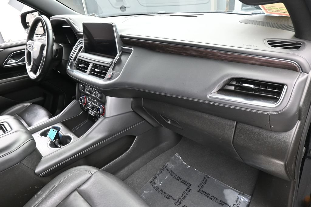 Used 2024 Chevrolet Suburban LT RWD image 47