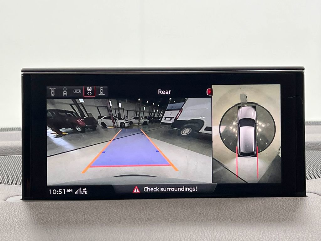 Used 2017 Audi Q7 3.0T Premium Plus w/ Premium Plus Package image 11