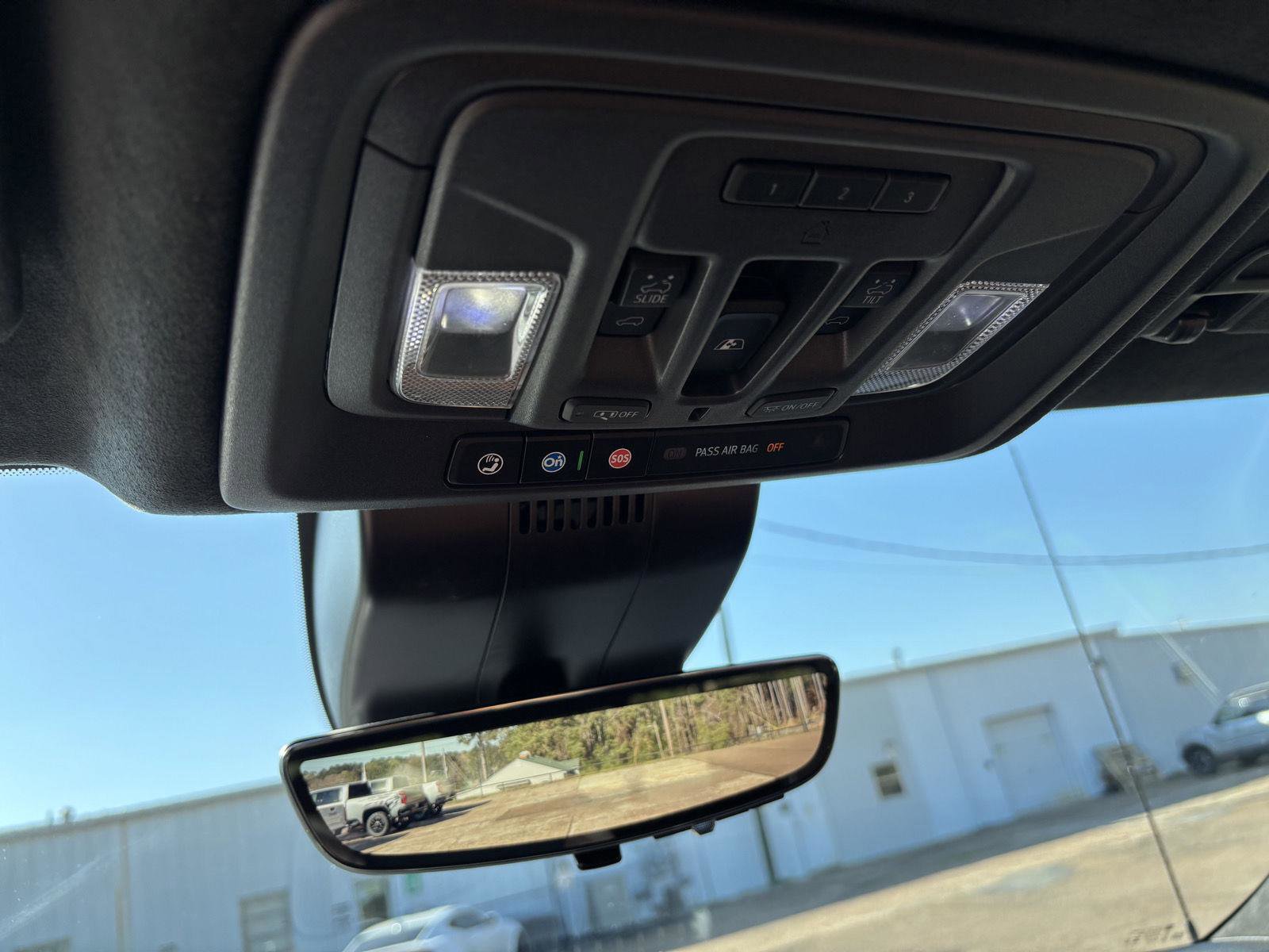 Used 2024 GMC Sierra 1500 Denali Ultimate image 16