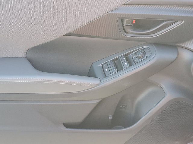 Certified 2025 Subaru Crosstrek 2.5i Premium AWD/4WD image 15