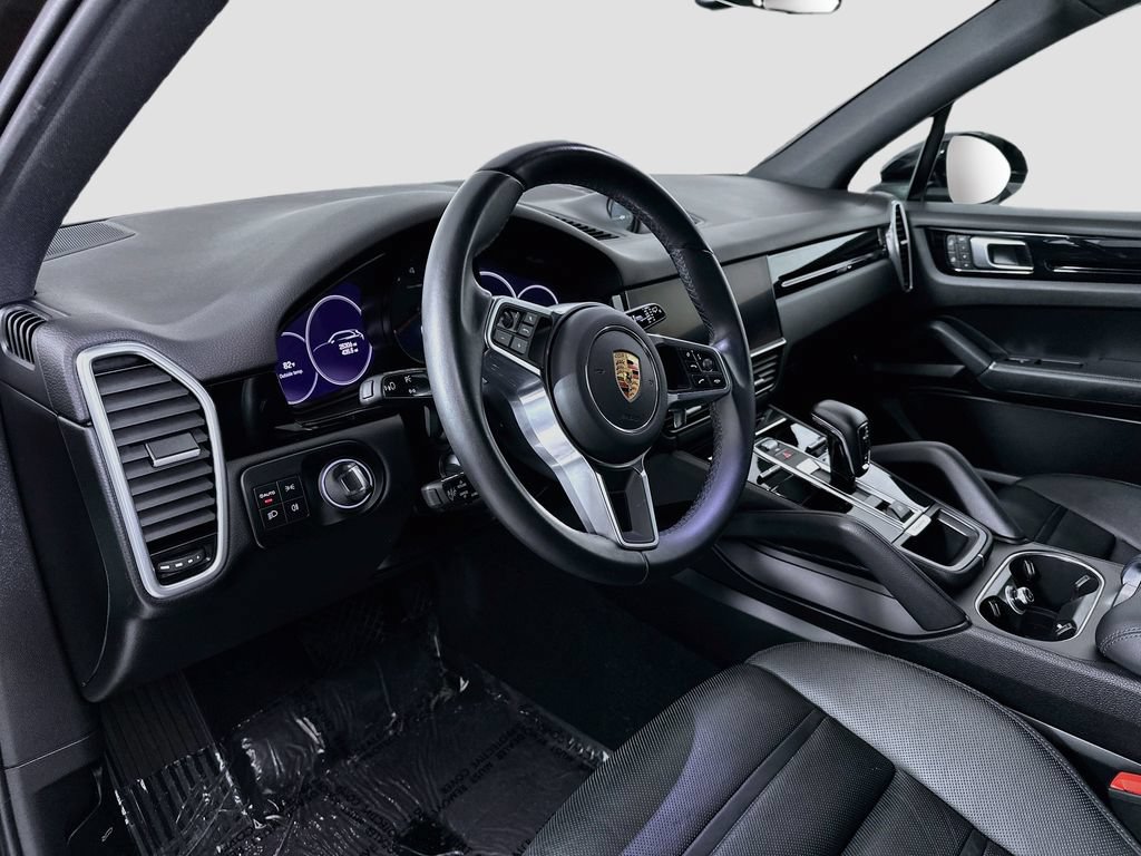 Certified 2023 Porsche Cayenne AWD/4WD image 4